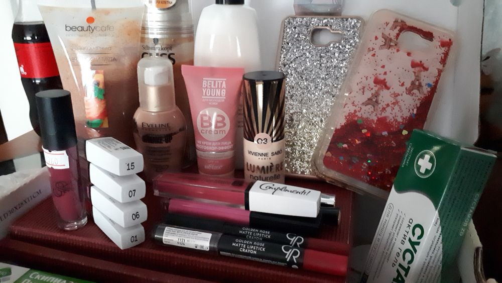 Тушь.помада.тональныйДетский костюм шерсть новый.