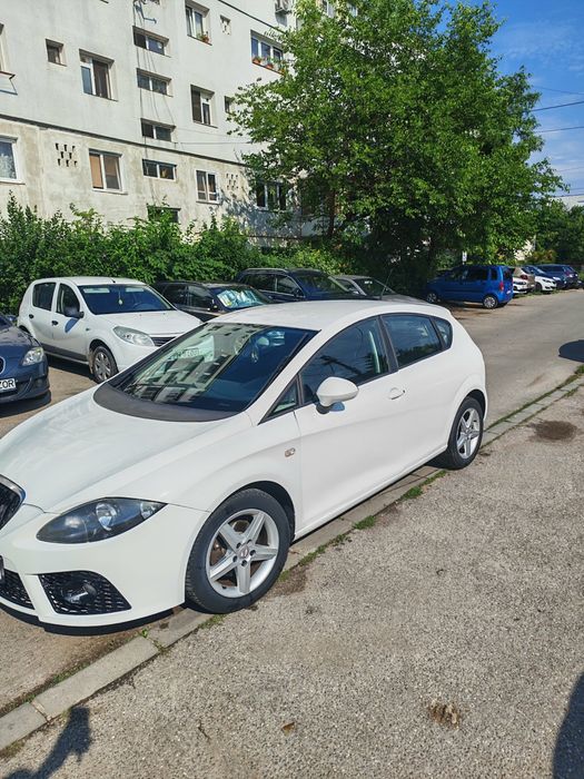 SEAT Leon 2012 — imagine 3