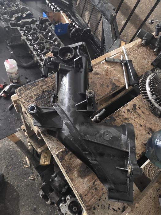 Тръба въздуховод за ОМ642 350 CDI