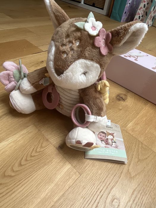 Количка за кукли Little Dutch и плюшена играчка