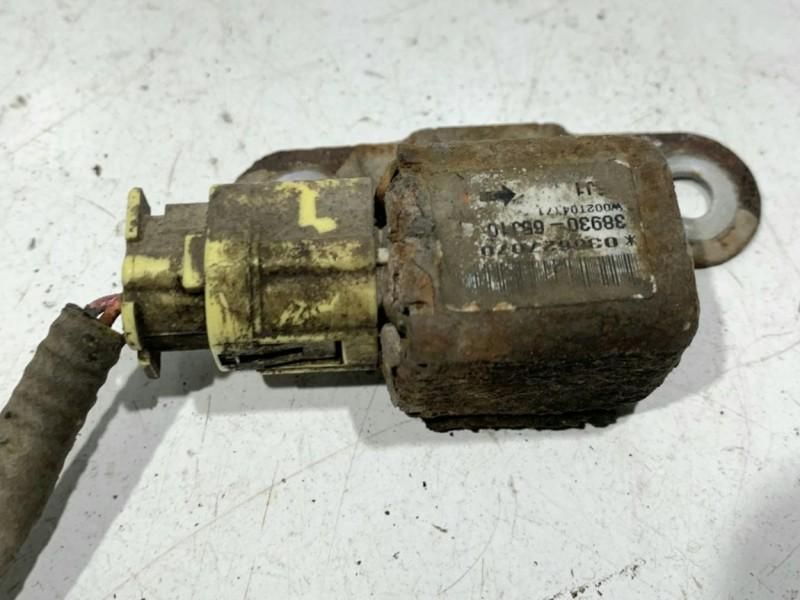Senzor impact Suzuki Grand Vitara 2 (2005->) 38930-65J10
