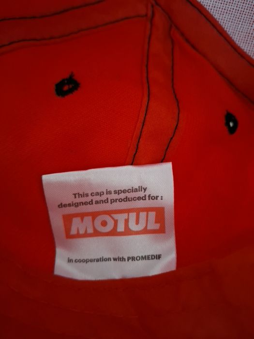 Șapcă      Motul