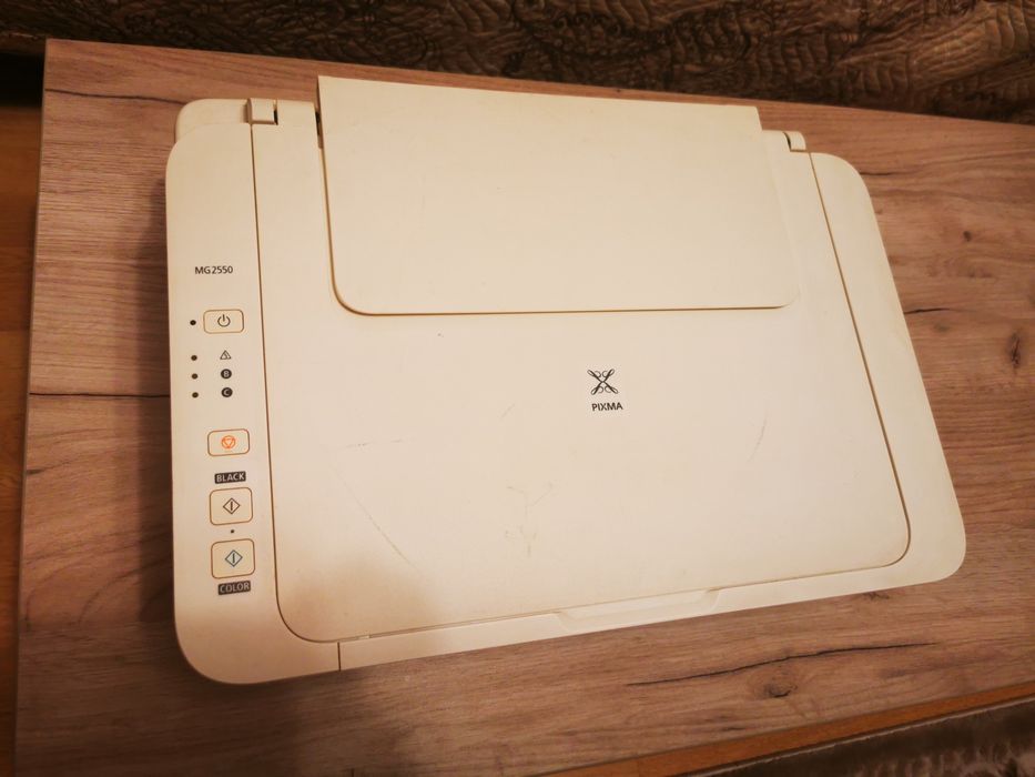 Imprimanta multifuncţională CANON