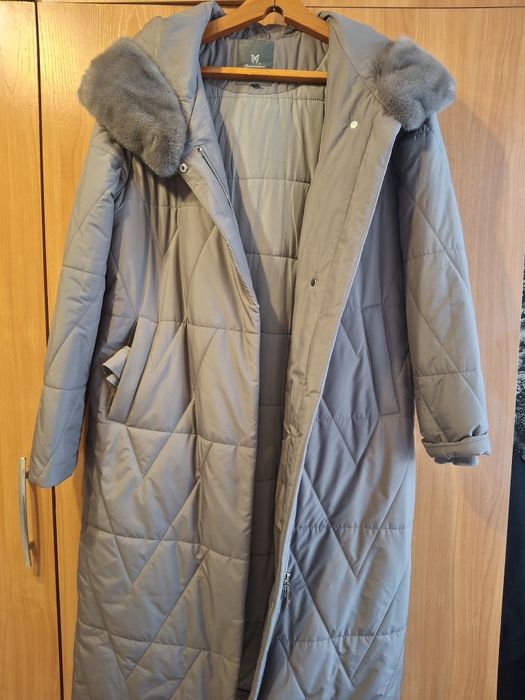 Продам куртку женскую