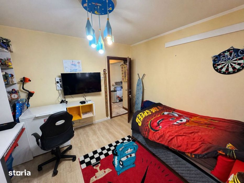 Apartament 2 camere, etaj 2, 50 mp, zona Hotvon