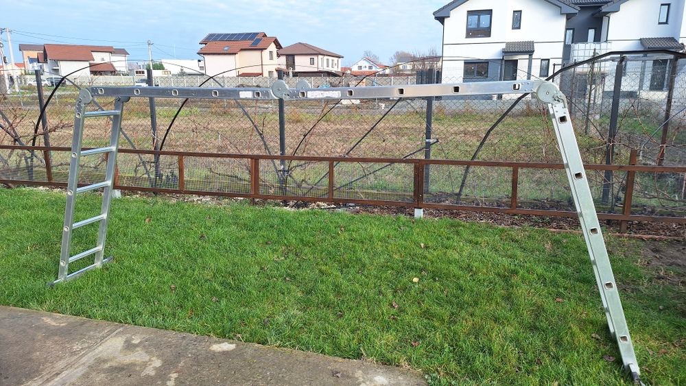 Vand scara constructii