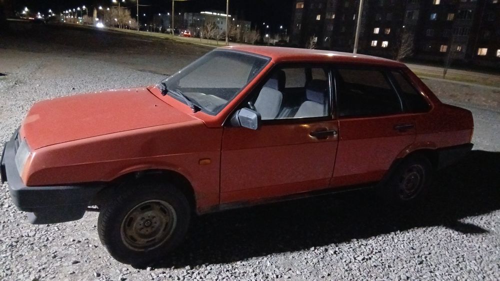 Продам ваз 21099