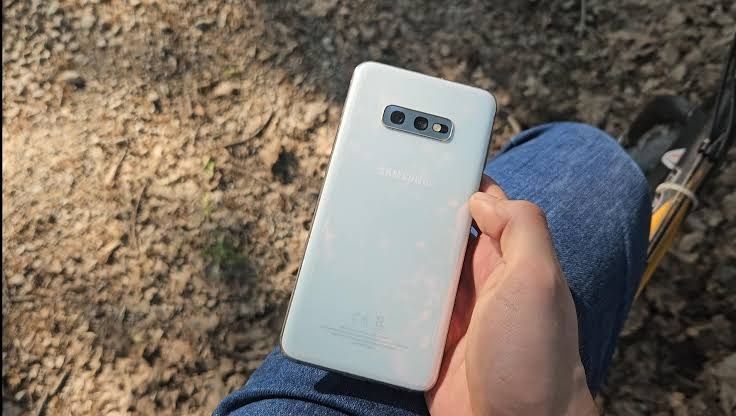 Samsung S10. Срочна сатылады