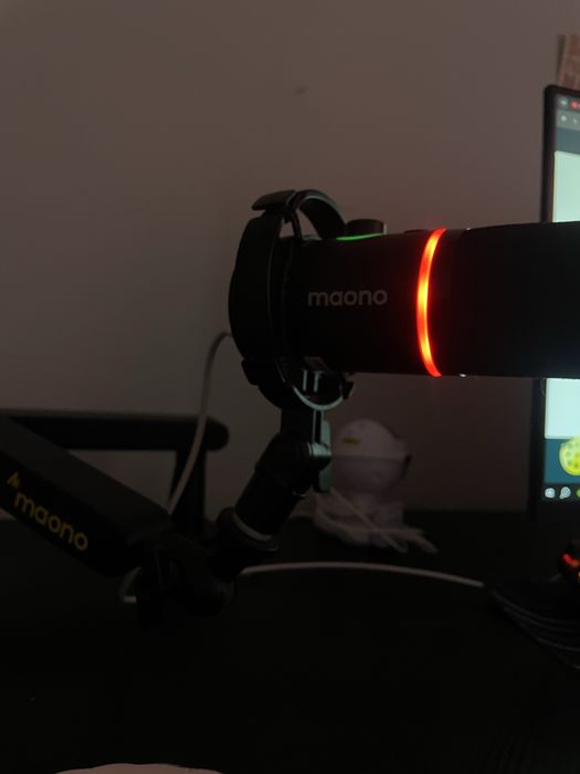 Микрофон и стойка Moano PD200X