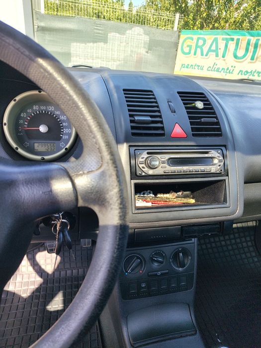 Volkswagen Polo                         .
