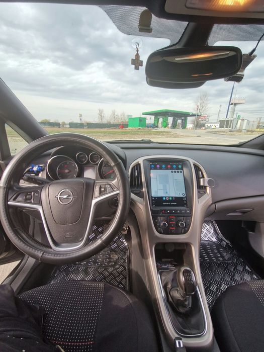 OPEL Astra 2011 — imagine 4