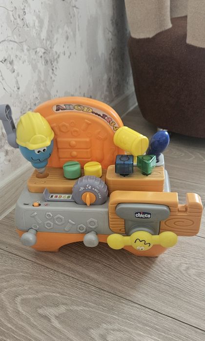 Игрушка Chicco Говорящий плотник