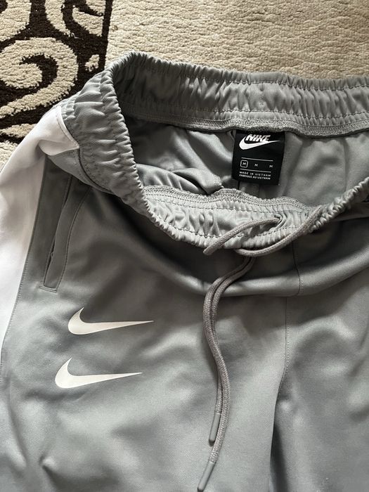 Pantaloni de trening lungi Nike swoosh gri