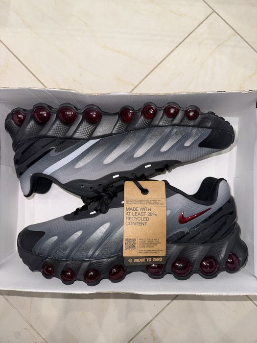 Маратонки Nike Air Max Dn8 “Black Anthracite Gym Red” - размер 46