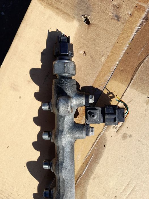 Rampa inalta presiune Denso 2.2 diesel Mazda 6 / CX7 cod R2AA