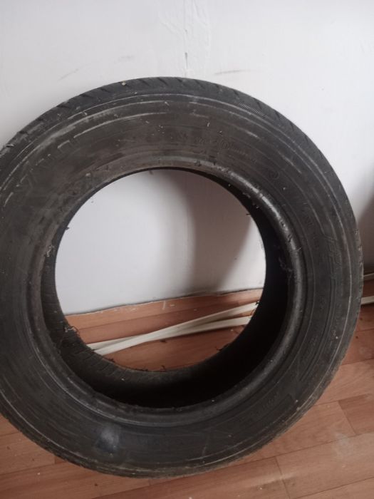 Продам покрышку р14