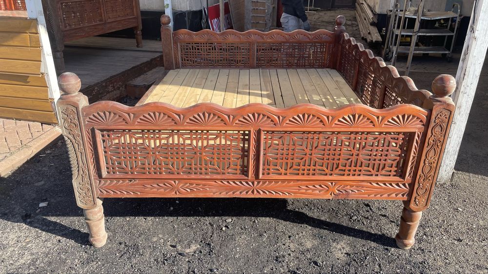 Тапчан в хорошем состоянии