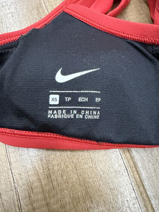 Бански Victoria’s Secret, Nike