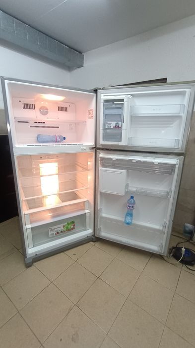 LG голям хладилник Nofrost