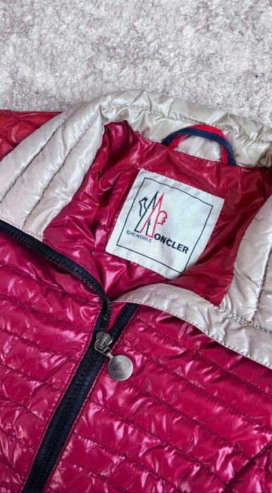 Оригинално Moncler яке (детско)