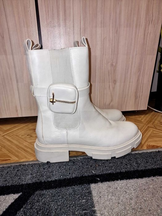 Нови оригинални боти