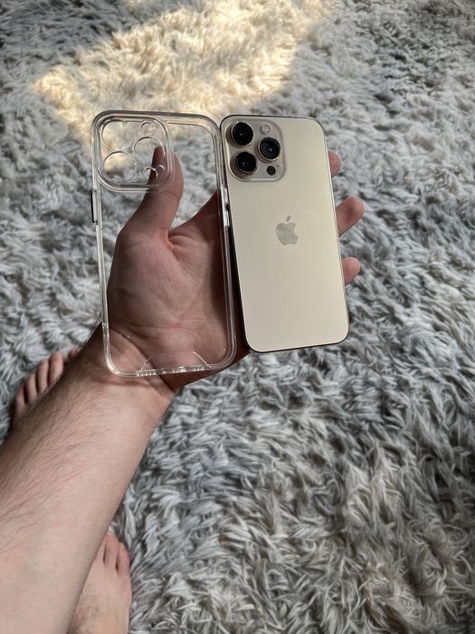 Продам телефон Айфон 13Pro 256Gb