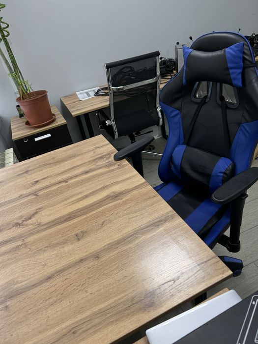 Игровое место / игровое кресло / стол