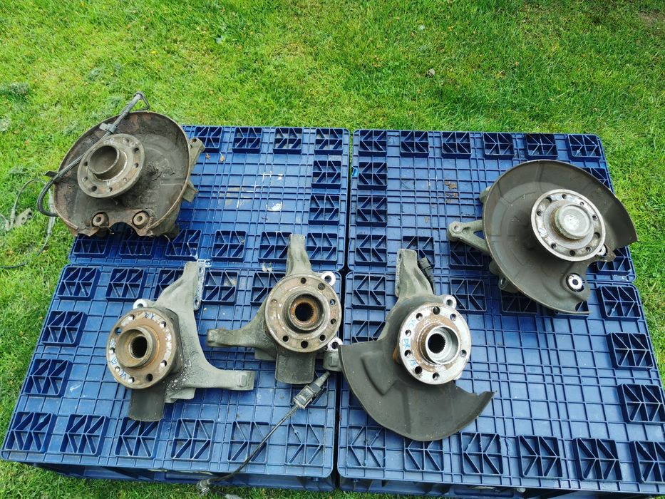 Fuzeta rulment senzor abs Opel Vectra c 1.8i 1.9dci 150lei buc