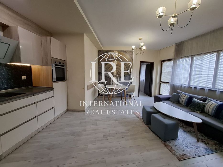 Дава се под наем Двустаен апартамент в Варна, Бриз - 70 кв.м за 698.19 € - Снимка #2