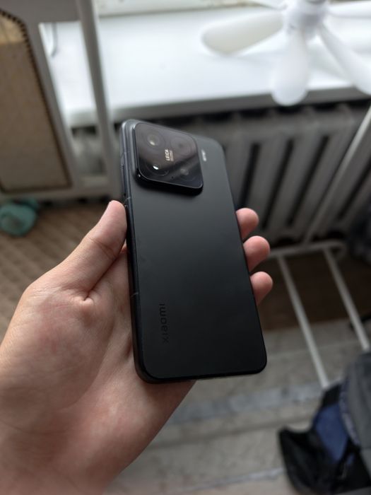 Продам Xiaomi 15