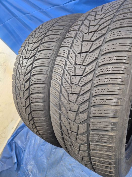 235/50/19 103V Hankook