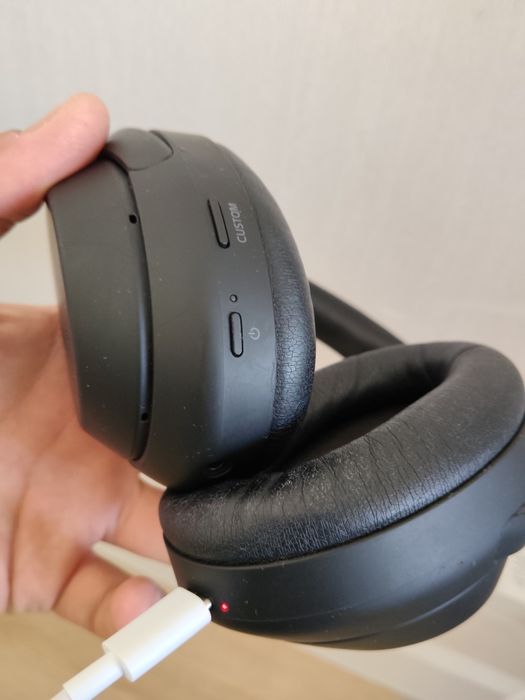 Продам Наушники Sony оригинал