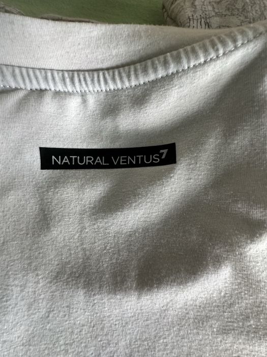 Продавам Мъжка Тениска EA7