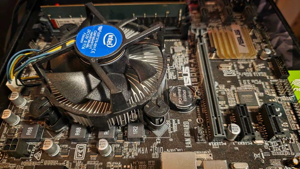 Kit placa de baza ASUS B150M-A,  LGA1151, IIntelG4400, 4gbDDR4