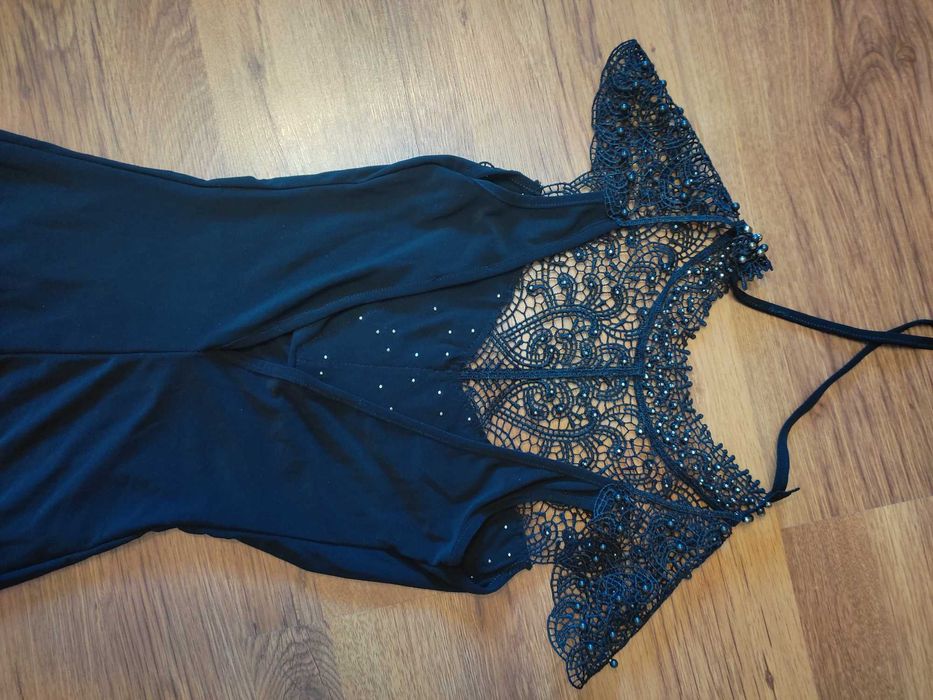 Черна официална рокля