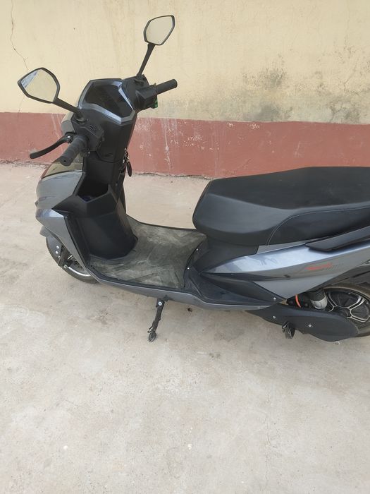 Скутер Электрический на 1 КвТ