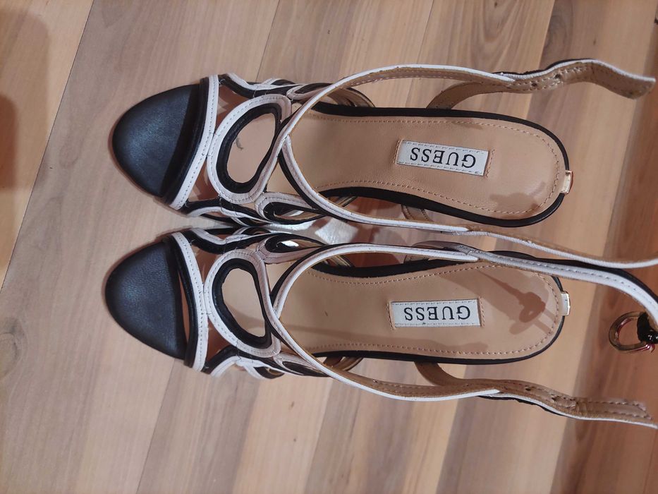 Сандали Guess като нови Нова цена