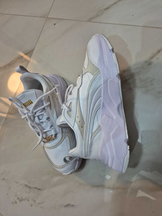 Puma Спортни обувки Cassia Lux с велур