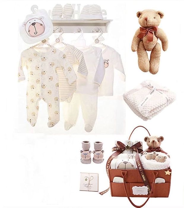 Подаръчен комплект за бебе 15 части