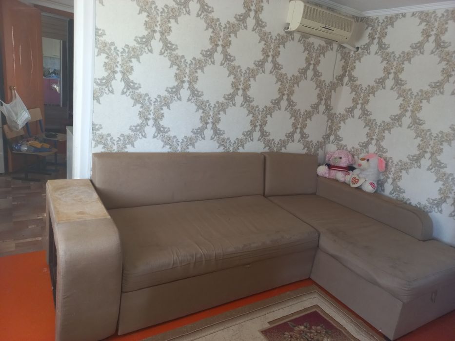 Угловой диван сатылады