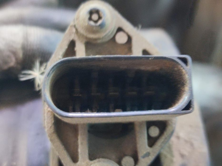 Debitmetru 77870760 3.0 d M57 BMW Seria 5 E39 [1995 - 2000]