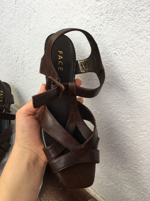 Кожени сандали, в отлично състояние, номер 39