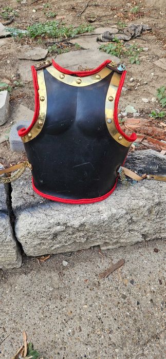 Римски рицарски доспехи