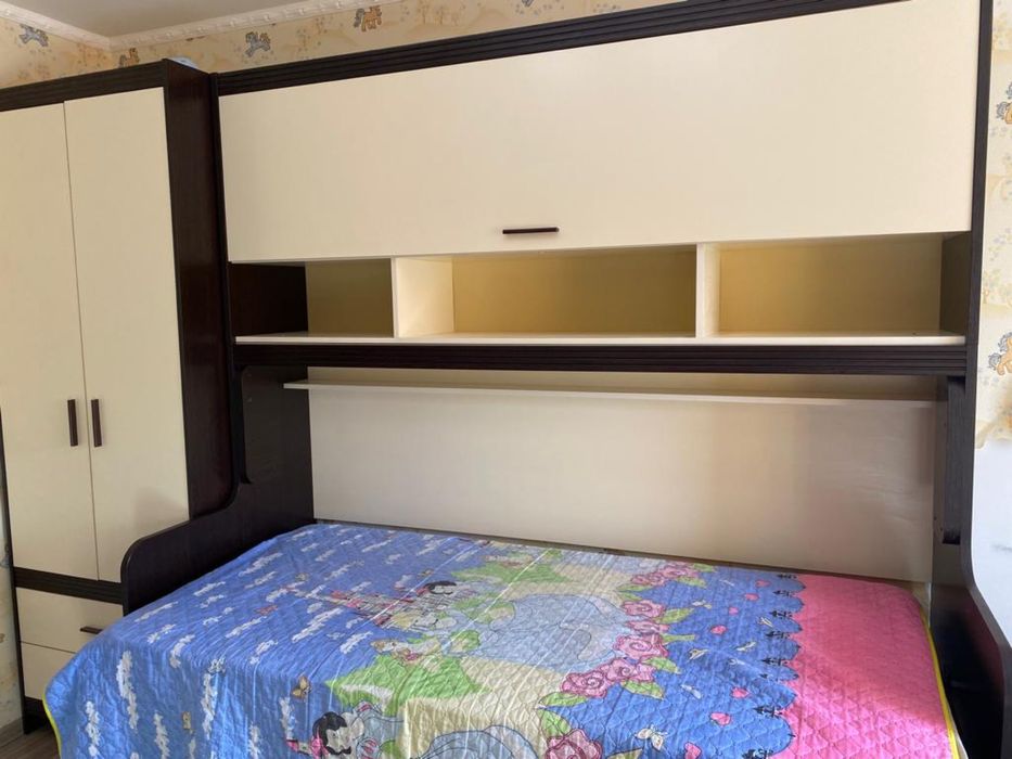 Продам детский спальный гарнитур