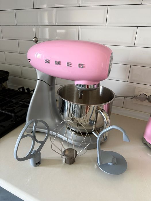 Планетарный миксер Smeg