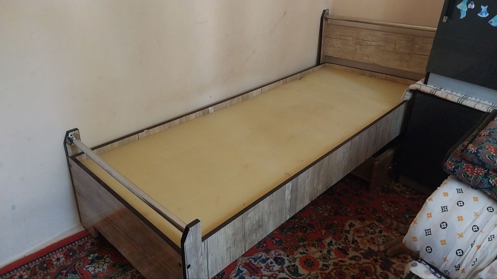 Продам детскую кровать