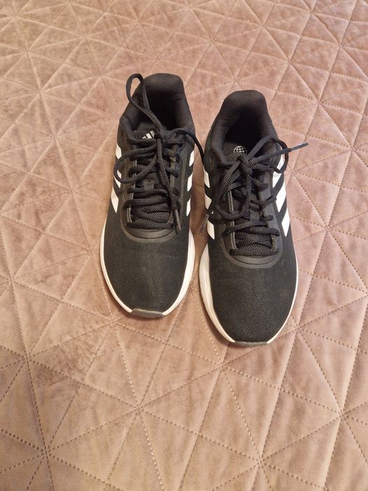 Adidasi Adidas marimea  39