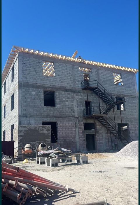 Строительная бригада строителей