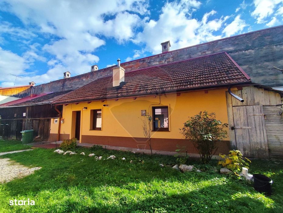 Casă individuală cochetă, 1 dormitor, renovată, Str. Lungă – Central