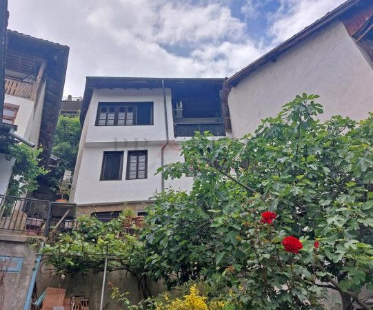 Продава се Къща в Велико Търново, Център - 120 кв.м за 2167 €/кв.м - Снимка #16